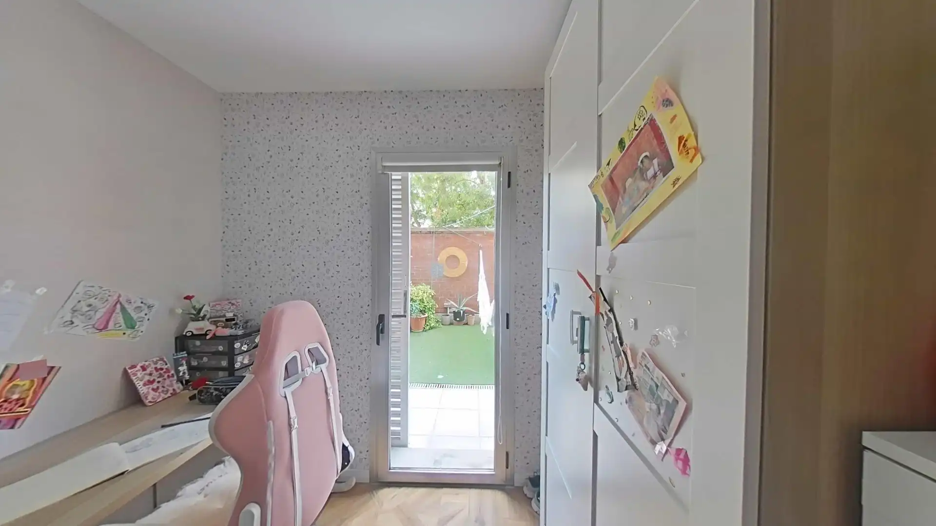 Bedroom of Ground floor for sale in Sabadell  with Air Conditioner, Parquet flooring and Terrace