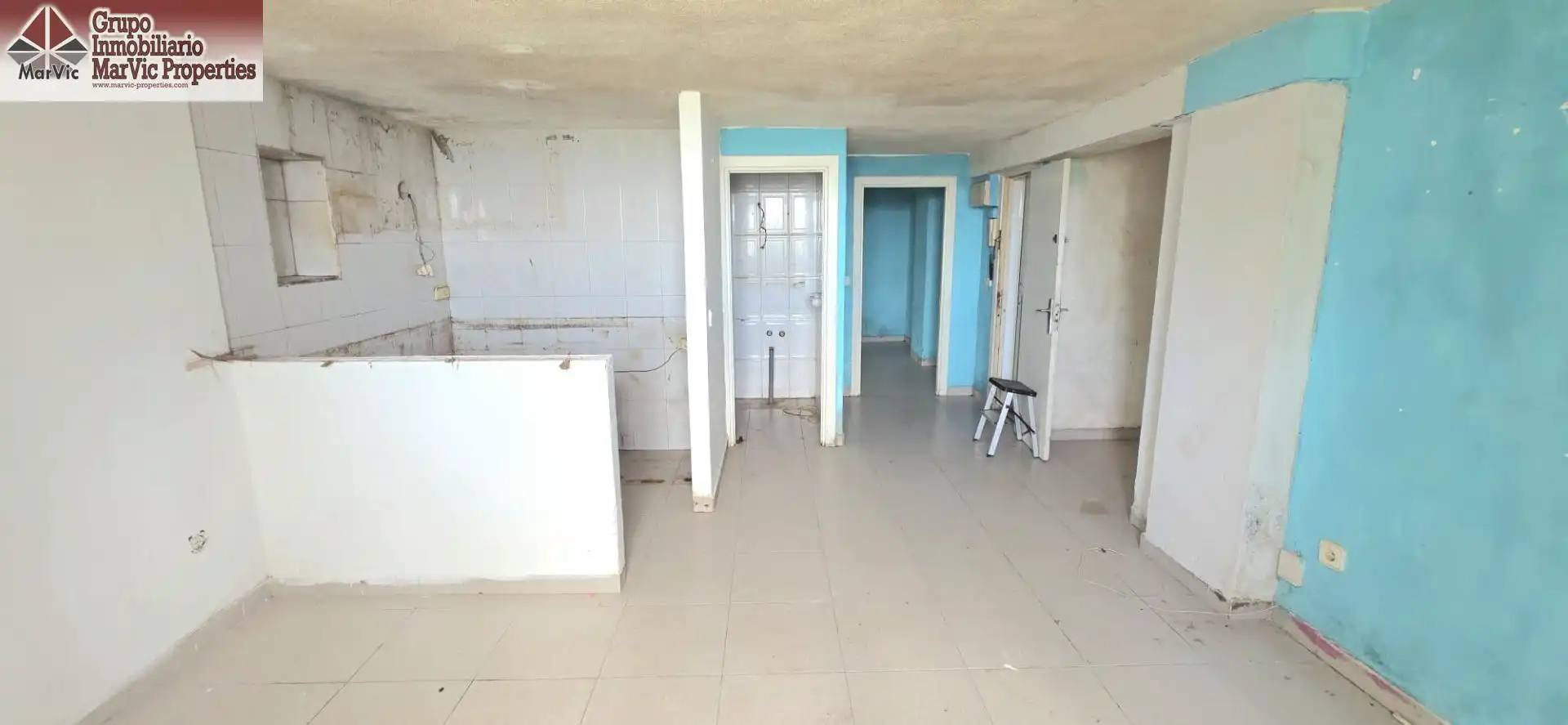 Study for sale in Benidorm  with Private garden