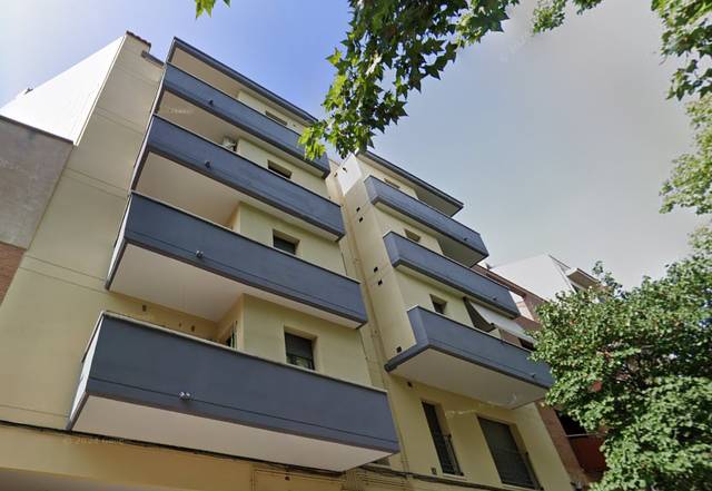 Piso en Venta en VINT-I-DOS DE JULIOL en Can Boada