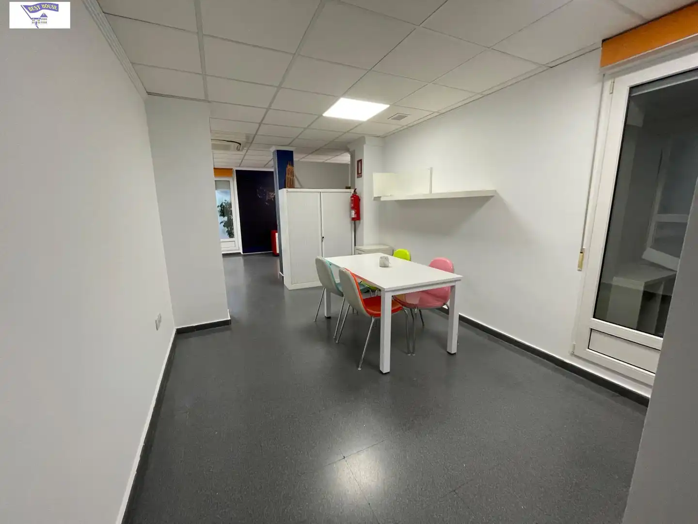 Büro zur Miete in Albacete mit Heizung