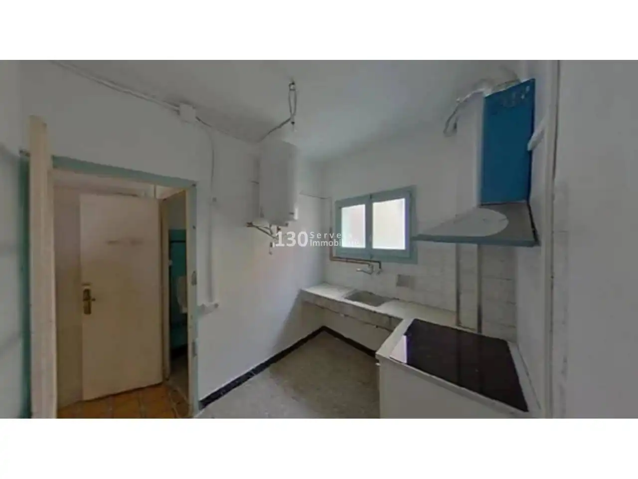 Kitchen of Flat for sale in Flix  with Balcony
