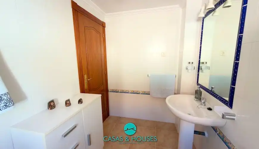 Bathroom of Detached homes for sale in La Manga del Mar Menor  with Air Conditioner, Heating and Private garden