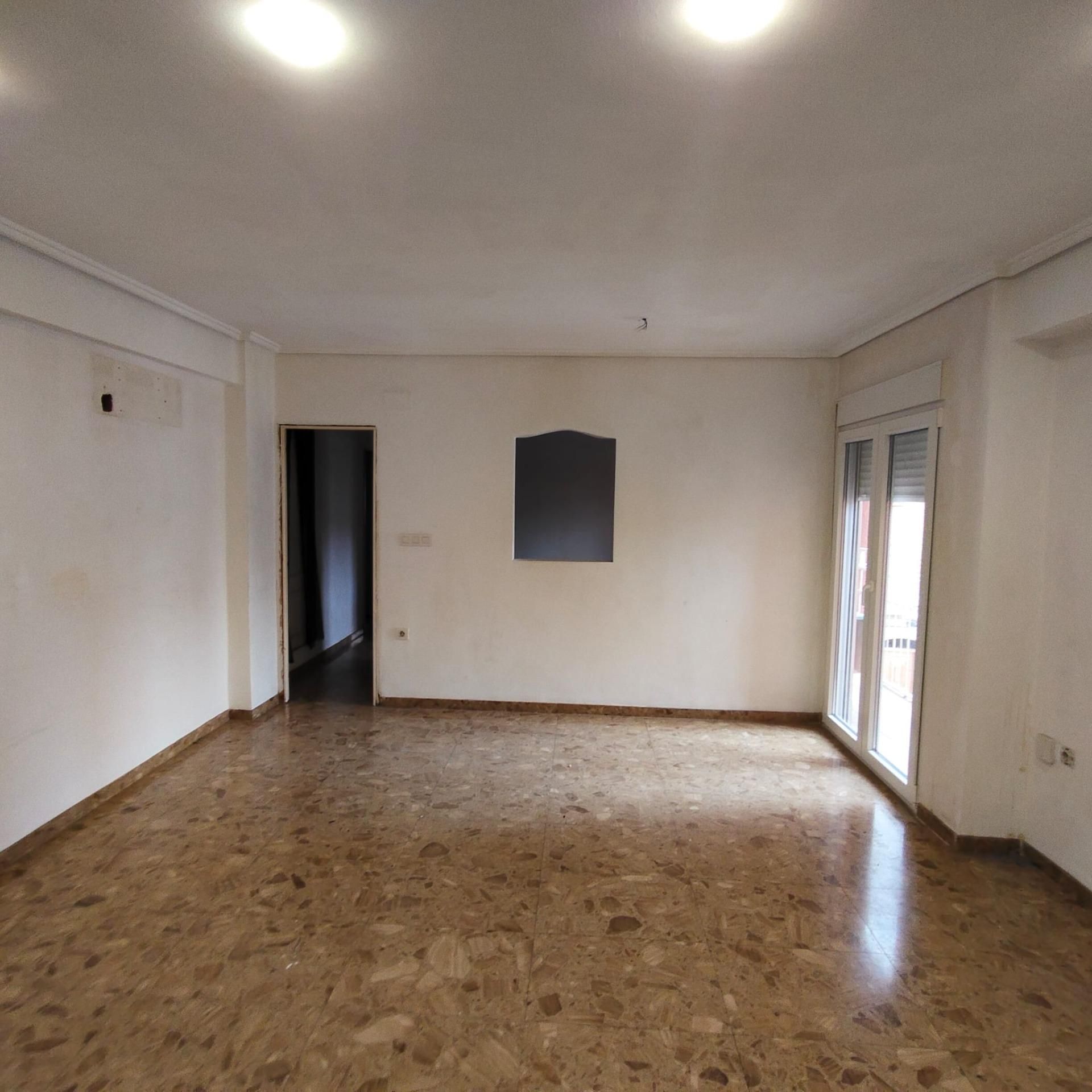 Flat for sale in Calle JUAN AGUILAR, 2, Barrio de Campanar