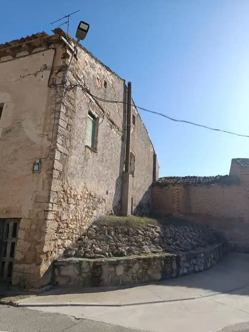 Exterior view of Houses for sale in Zazuar, Burgos