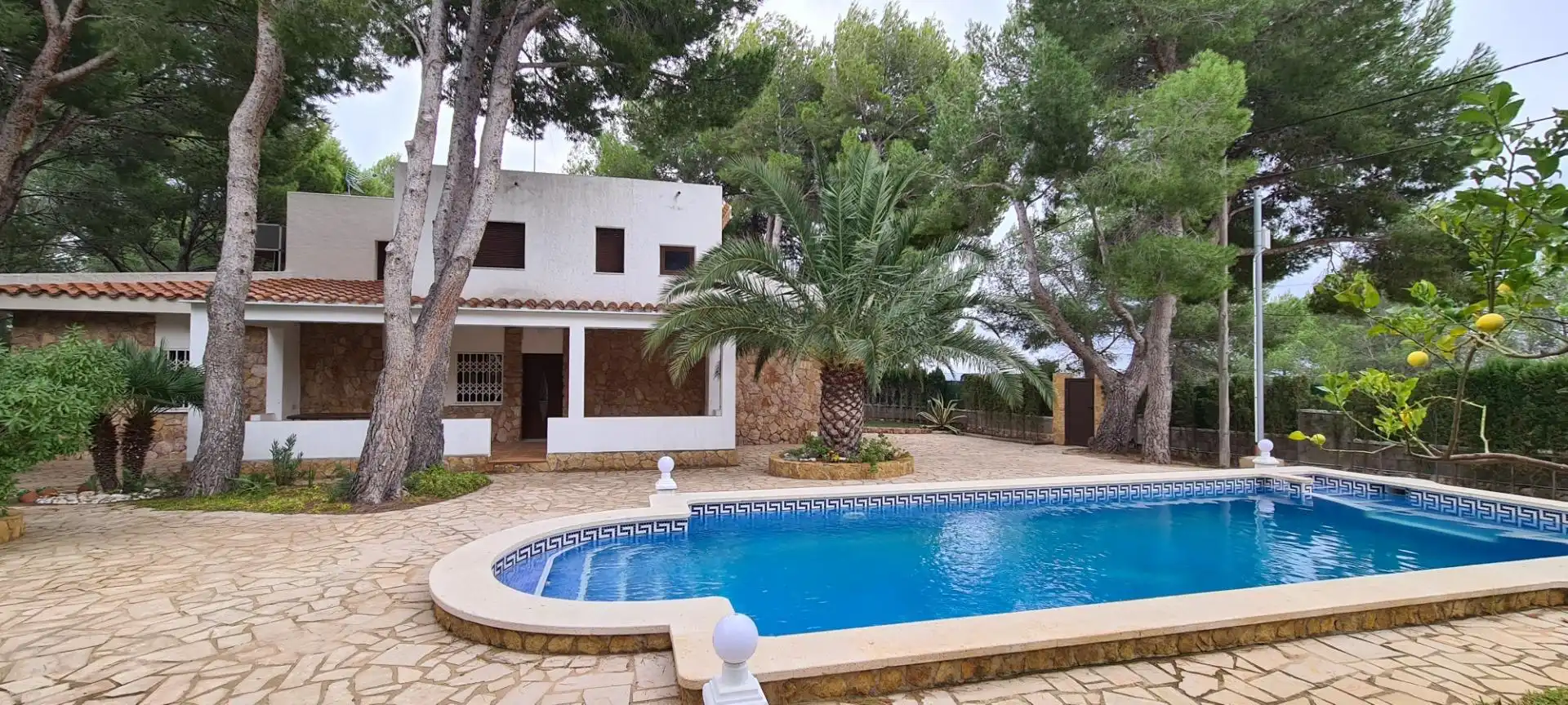 Piscina de Casa o xalet en venda en L'Ametlla de Mar  amb Aire condicionat, Calefacció i Jardí privat