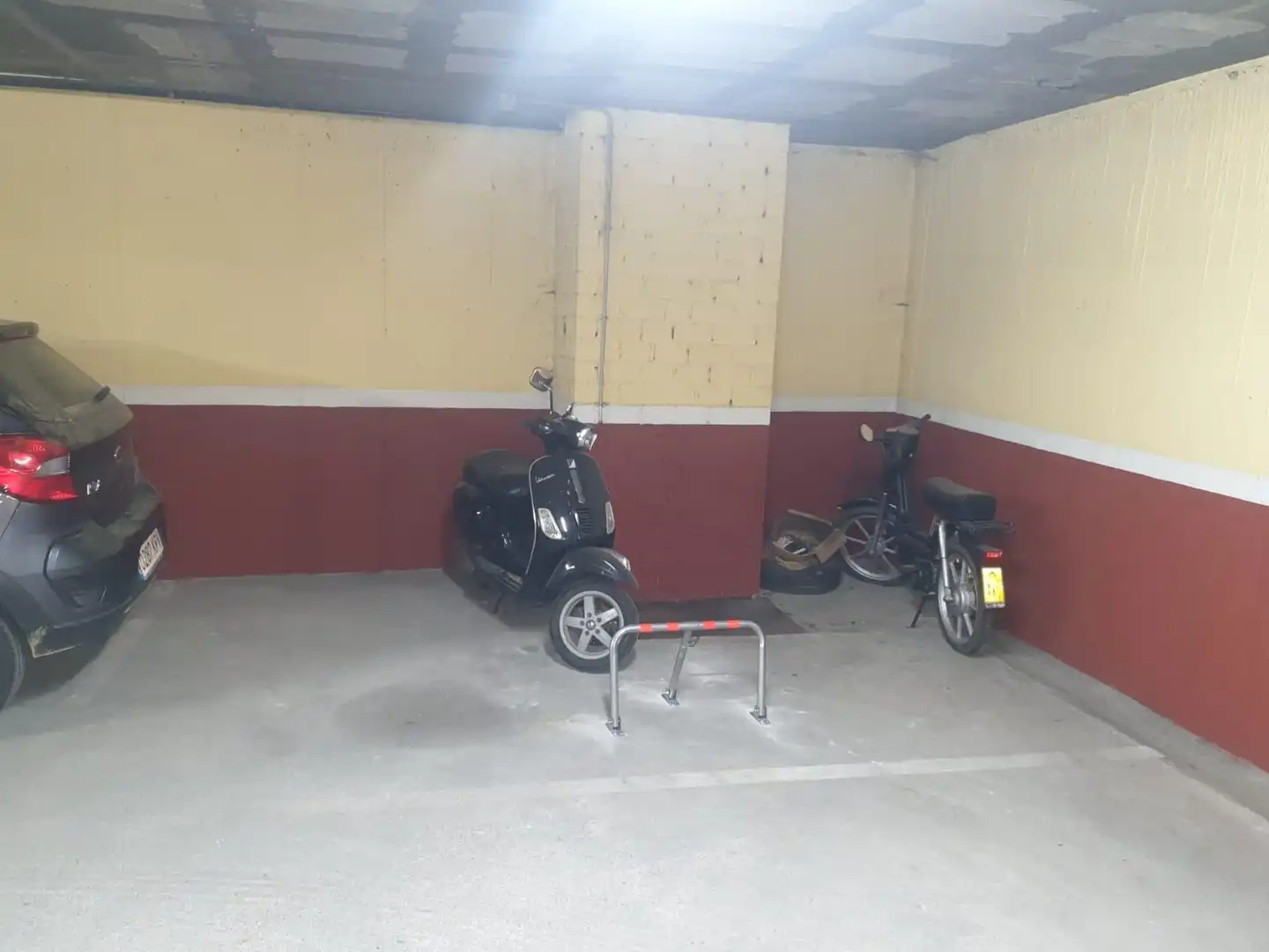 Garage zum Verkauf in Cazalla de la Sierra
