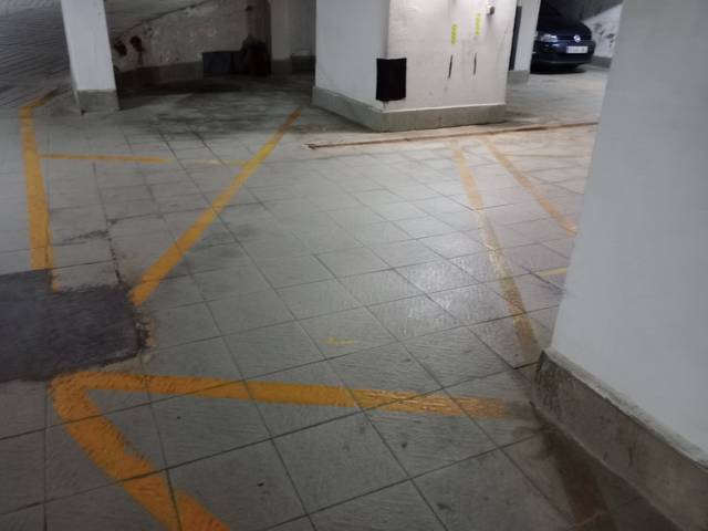 Garaje en Alquiler en Arrasate Kalea en Área Romántica