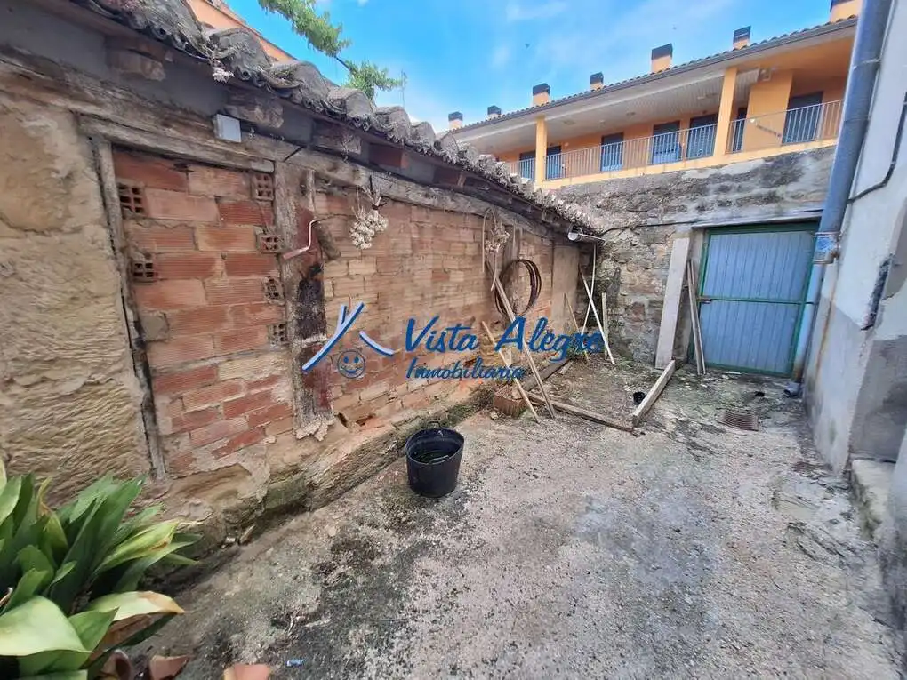 Casa o xalet en venda en Gimileo amb Calefacció, Traster i Moblat
