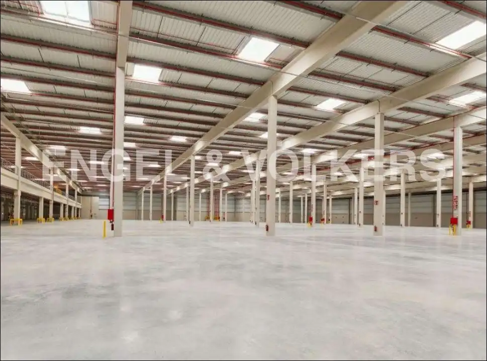 Fabrikhallen zur Miete in Martorell