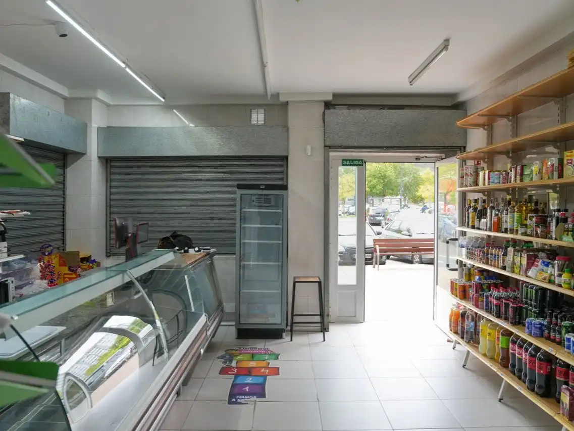 Local en venta en Illera