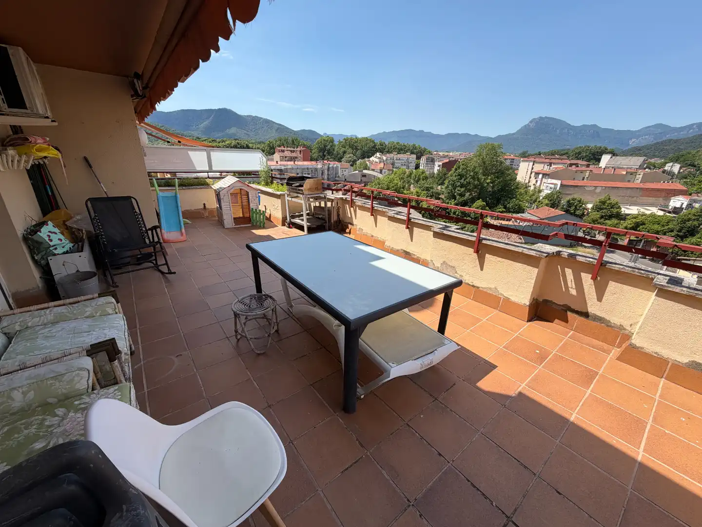 Terraza de Dúplex en venta en Olot con Calefacción, Terraza y Balcón