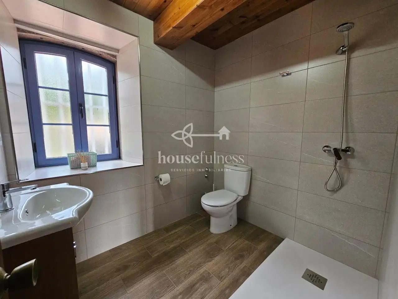 Baño de Casa o chalet en venta en Cerdido con Calefacción, Jardín privado y Trastero