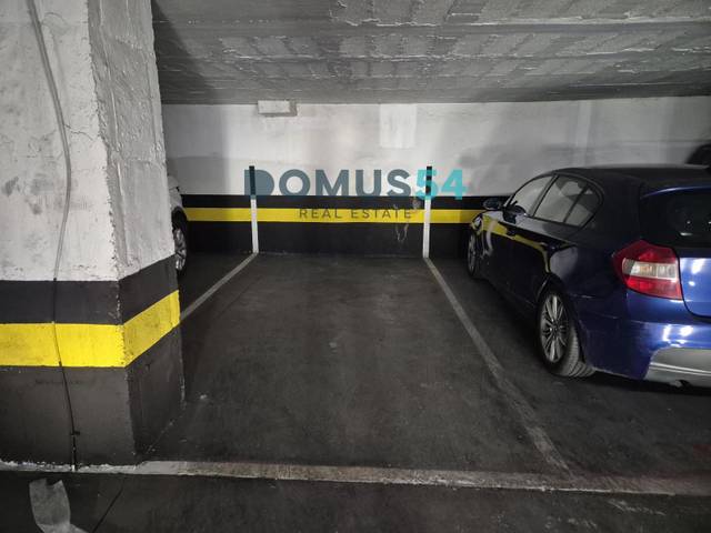 Garaje en Alquiler en Font i Monteros en Plaça dels Patins