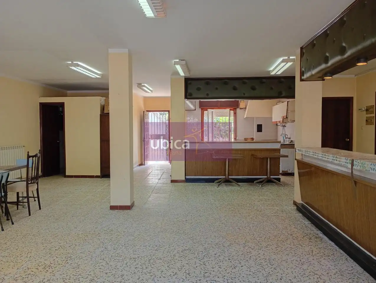 Kitchen of Commercial properties for rent in Tui