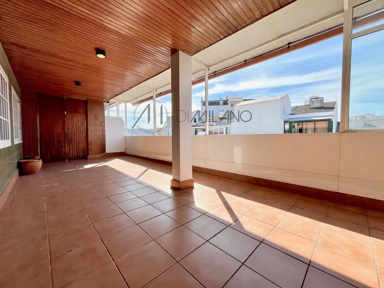 Terrassa de Àtic de lloguer en Vigo  amb Calefacció, Parquet i Terrassa