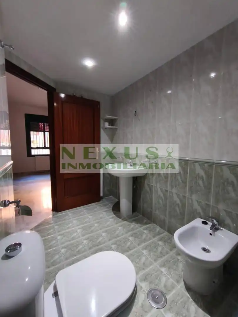 Piso en venta en Cáceres con Aire acondicionado, Calefacción y Terraza