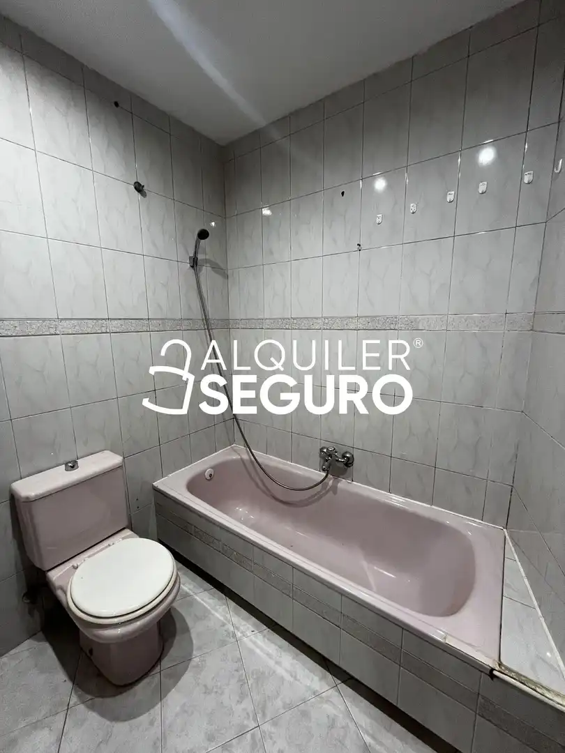 Bany de Pis de lloguer en Torrelavega 
