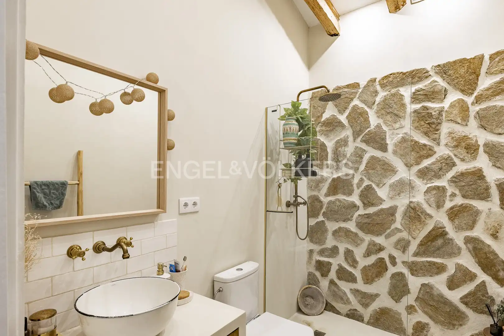 Bathroom of Houses for sale in Molins de Rei, Barcelona