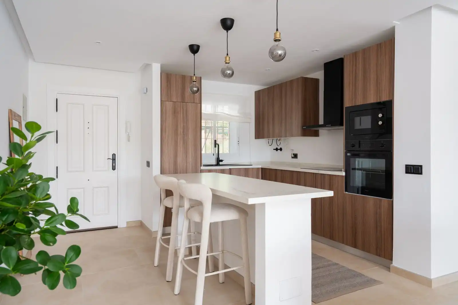 Flat with pool for sale in Nueva Andalucía, imagen 7