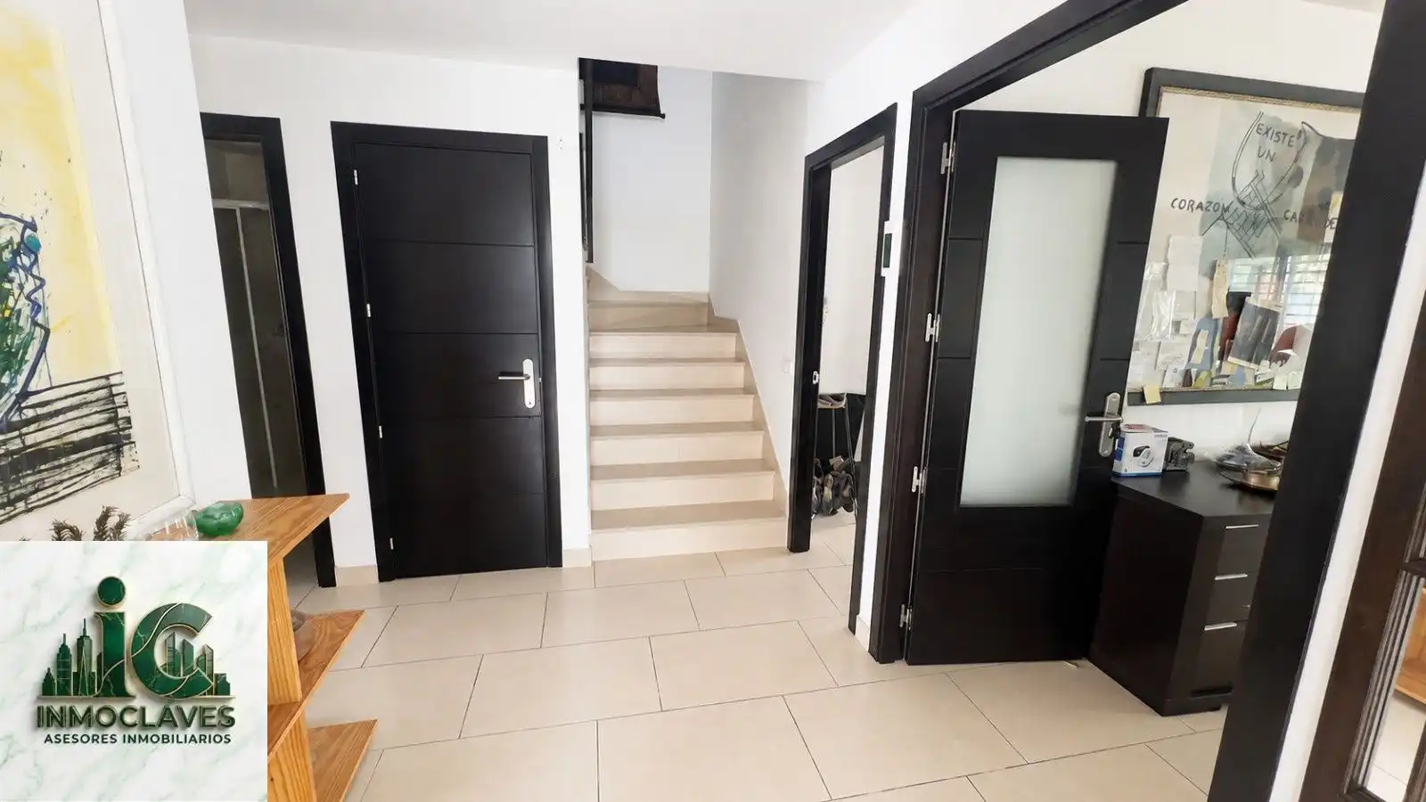 Detached homes for sale in Algeciras  with Air Conditioner, Heating and Private garden