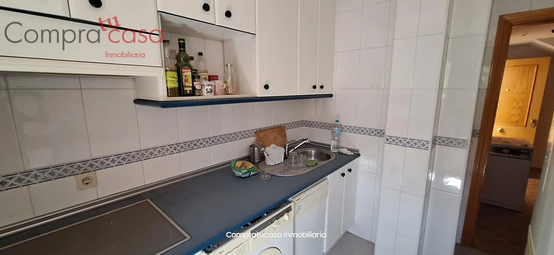 Cuina de Dúplex en venda en Segovia amb Calefacció, Jardí privat i Parquet