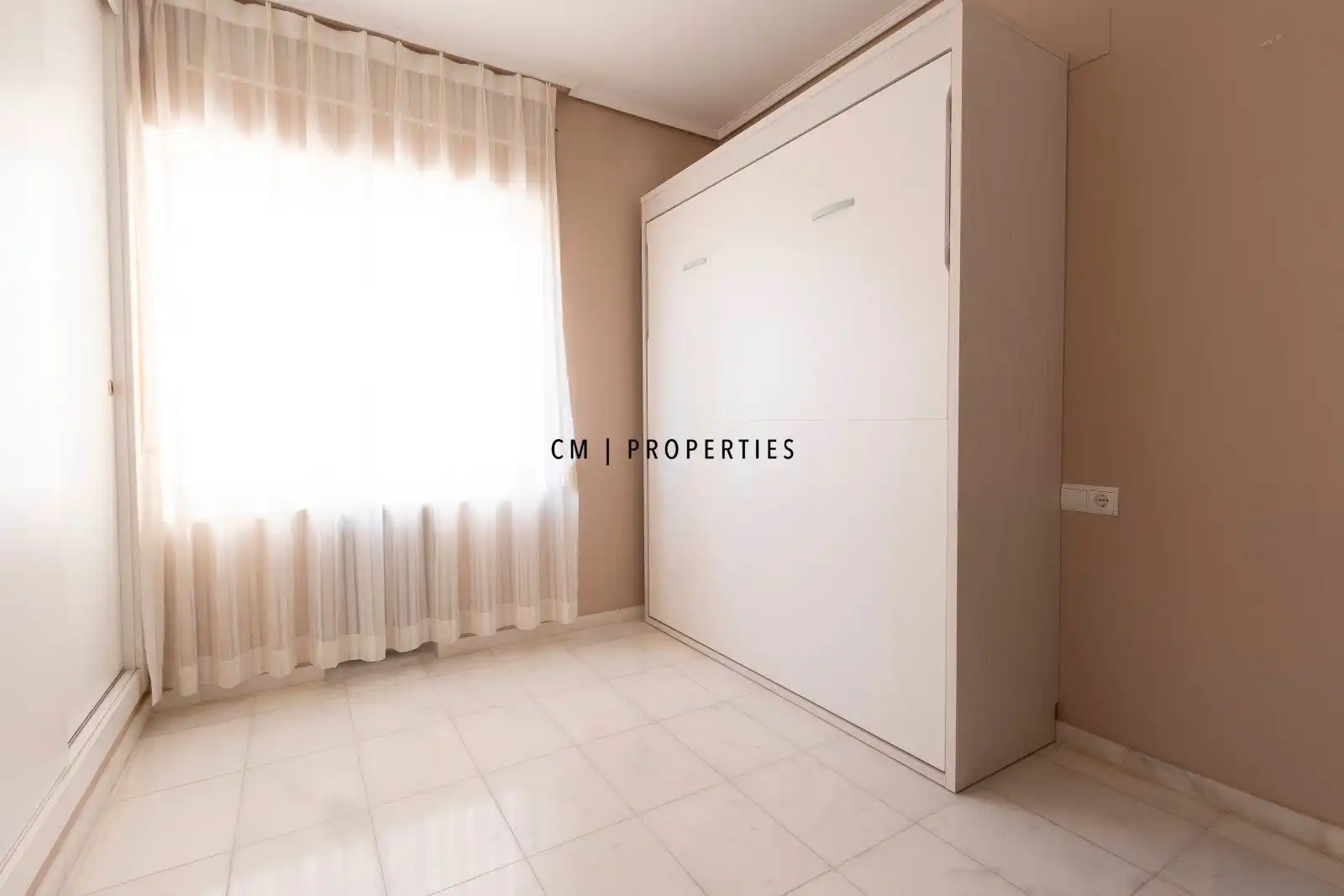 Habitación de Piso en venta en Valencia con Aire acondicionado, Amueblado y Balcón