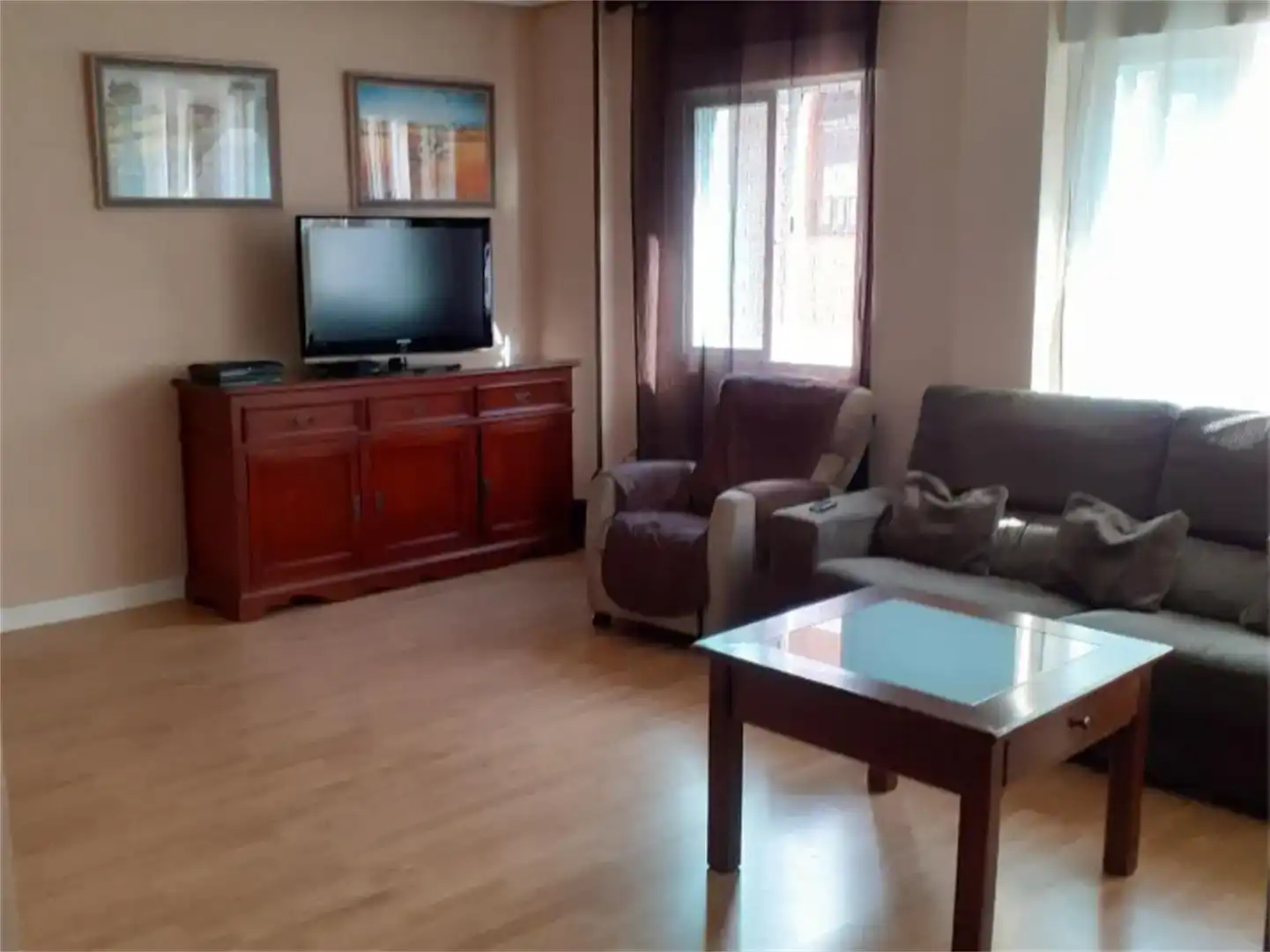 Sala d'estar de Pis en venda en Plasencia amb Aire condicionat