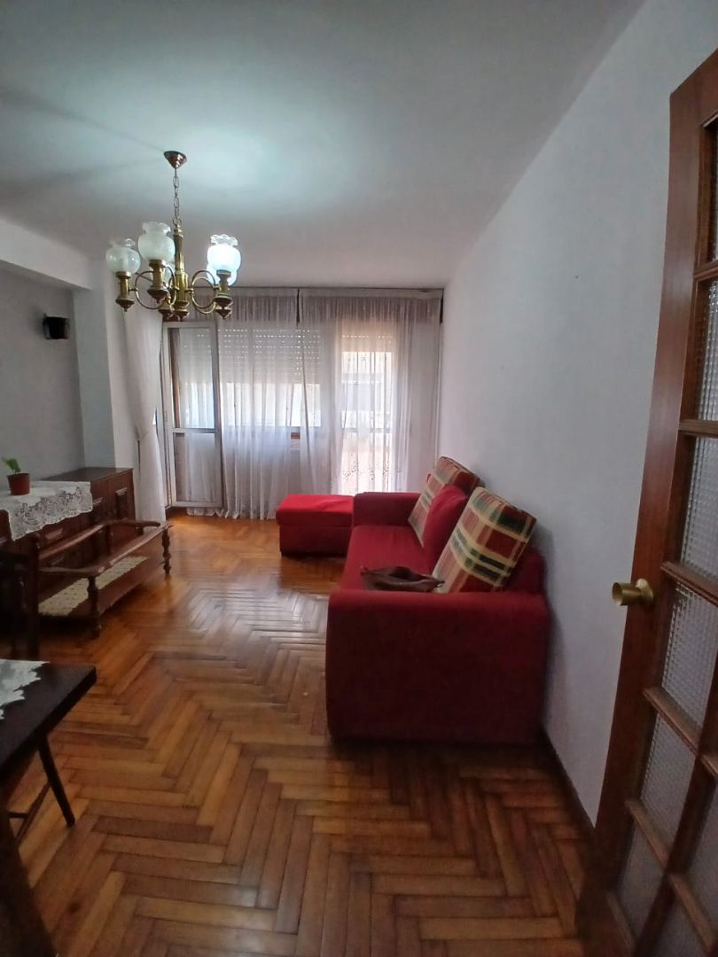 Apartment to rent in Rúa Zamora, 108, Praza Independencia