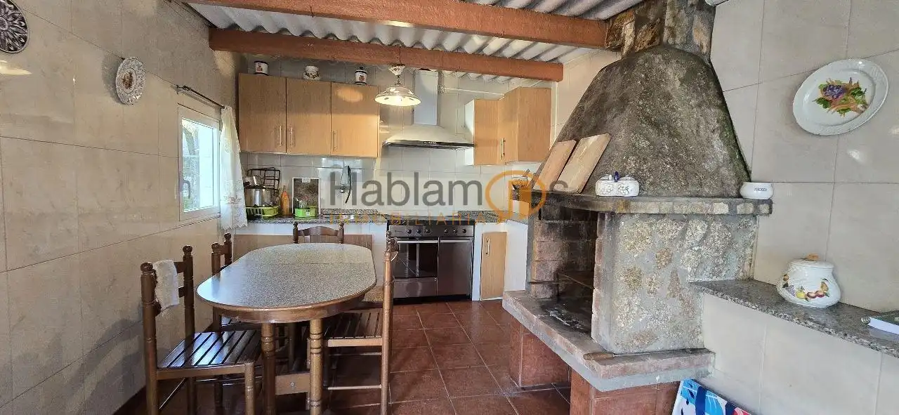 Cocina de Casa o chalet en venta en Vilagarcía de Arousa con Calefacción, Jardín privado y Terraza