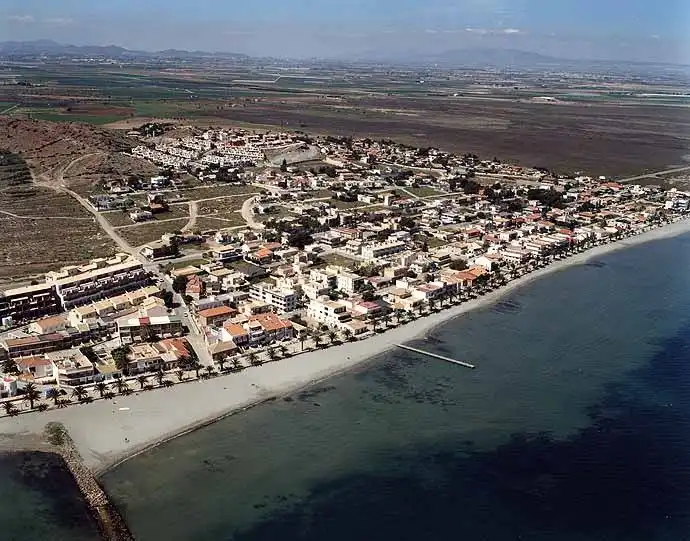 Vista exterior de Casa o xalet en venda en Cartagena amb Aire condicionat, Jardí privat i Terrassa