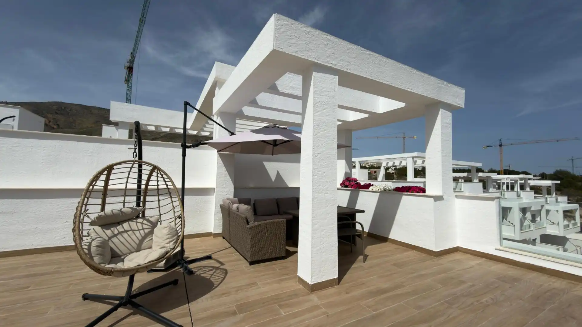 Terrasse von Dachboden zum Verkauf in Finestrat mit Klimaanlage, Terrasse und Gemeinschaftspool