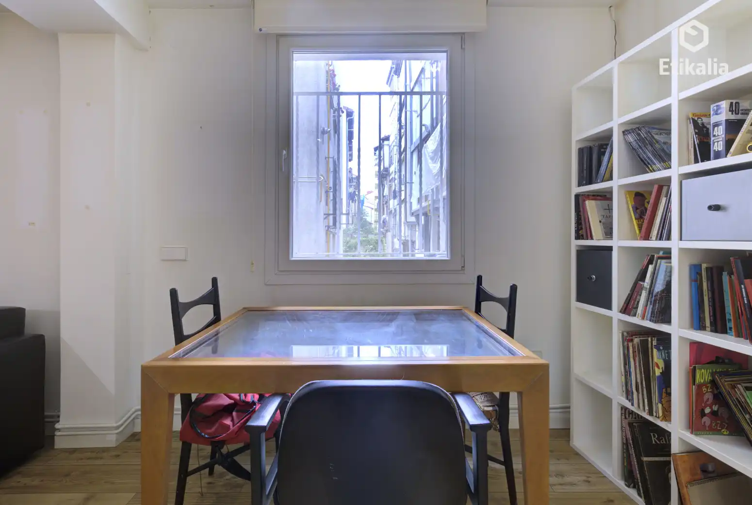 Comedor de Piso en venta en Vitoria - Gasteiz con Calefacción y Parquet