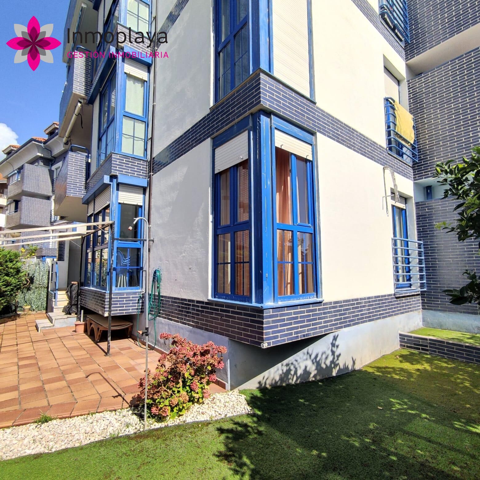 Exterior view of Planta baja for sale in Noja  with Heating, Private garden and Terrace