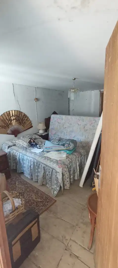 Habitación de Finca rústica en venta en Murias de Paredes con Calefacción, Jardín privado y Amueblado