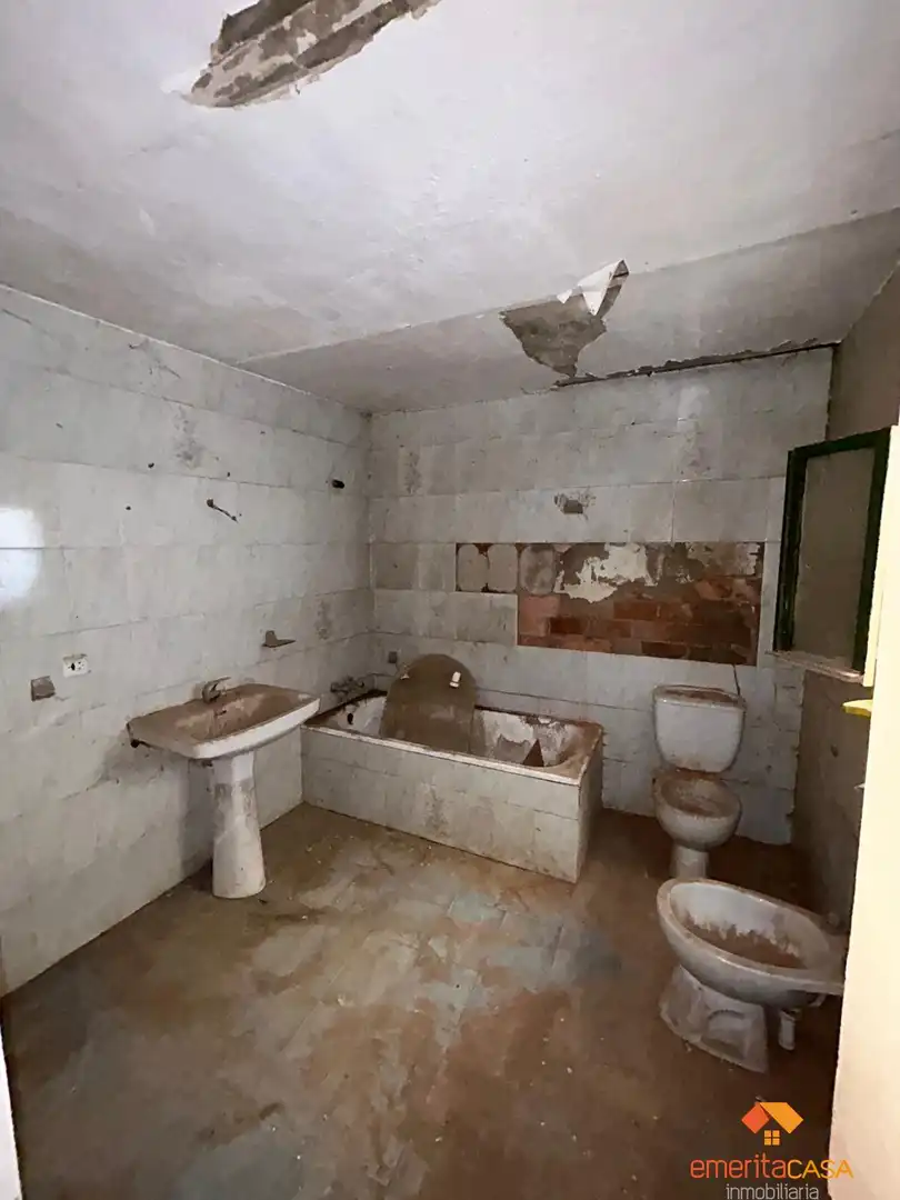 Bany de Casa o xalet en venda en Trujillanos