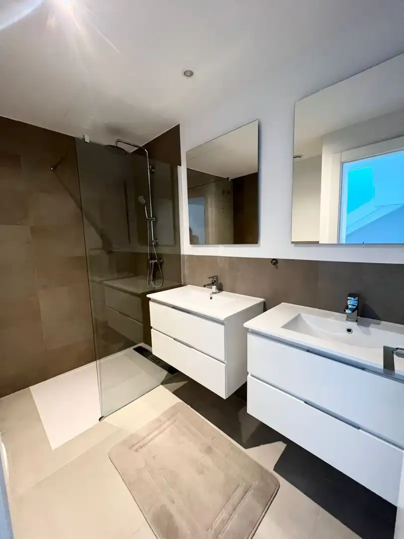 Baño de Casa adosada de alquiler en Estepona con Jardín privado, Terraza y Trastero