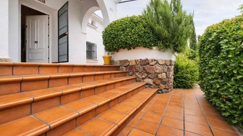 Foto 3 de Casa o xalet en venda a Avenida Asturias, 35, El Poblado - Abulagar, Puertollano