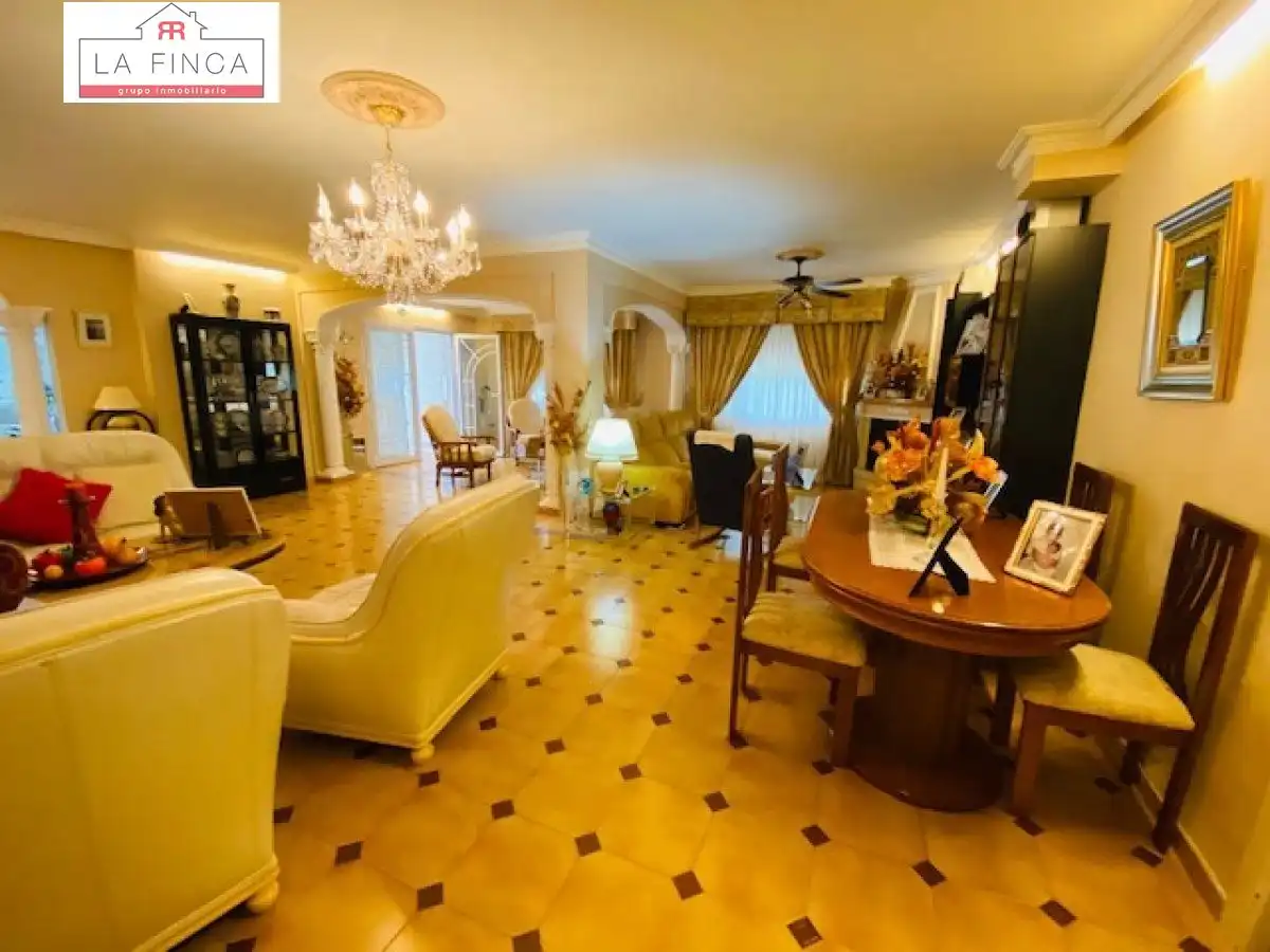 Living room of Houses for sale in Málaga  with Private garden, Terrace and Storage room