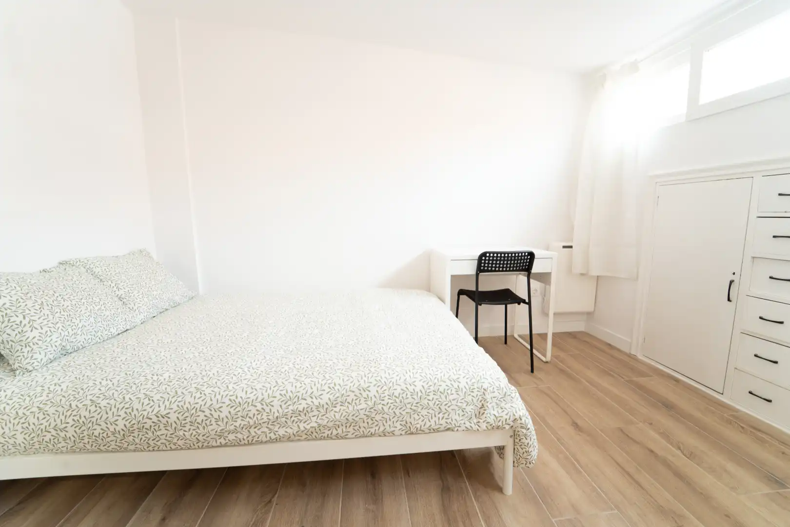 Bedroom of Flat for rent in Madrid  with Heating, Furnished and Oven