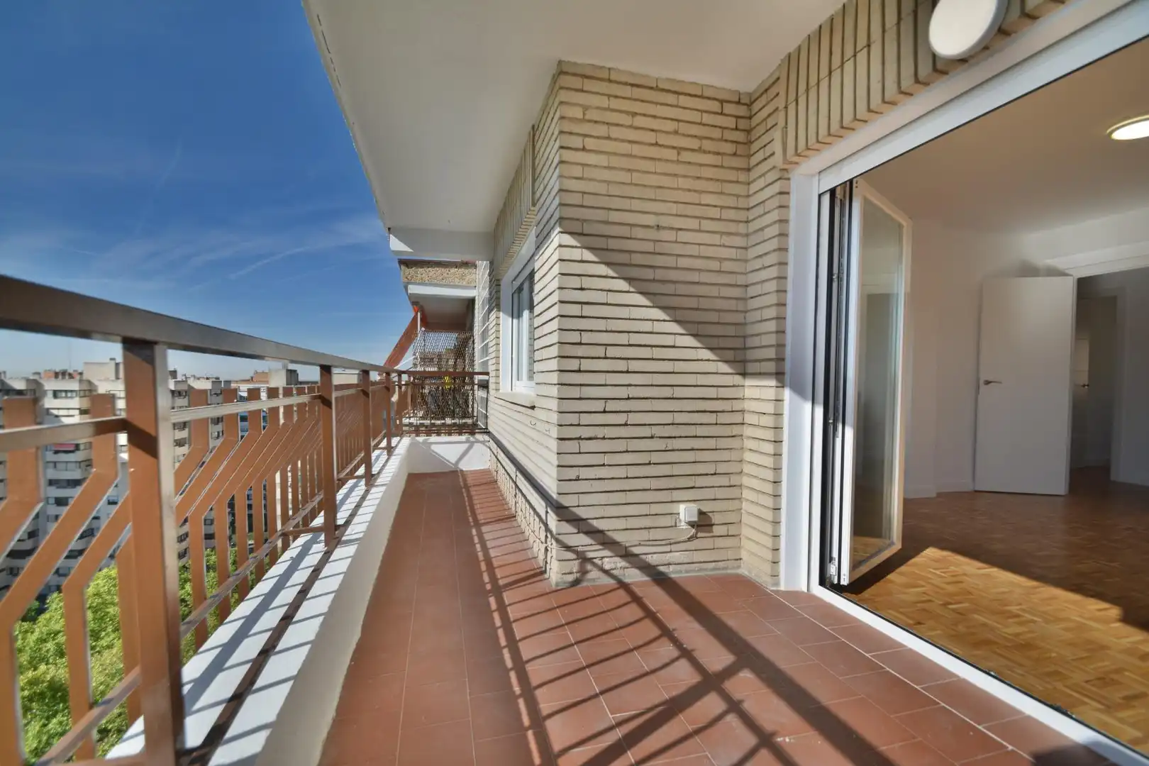 Terrasse von Wohnung zur Miete in Fuencarral - El Pardo