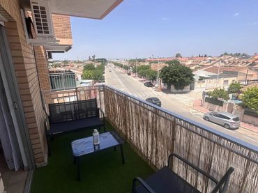Apartamento con ascensor en alquiler en Santiago de la Ribera