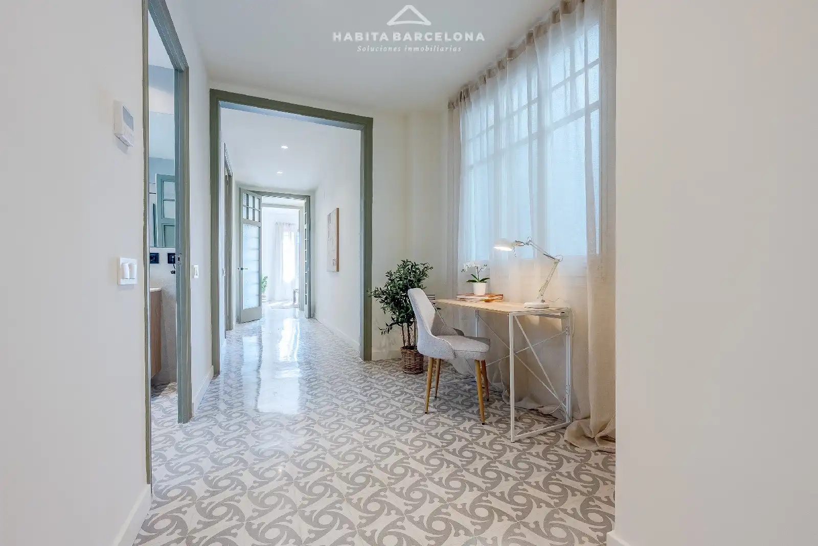 Appartamento con terrazza in vendita a Gran Via de les Corts Catalanes, imagen 35