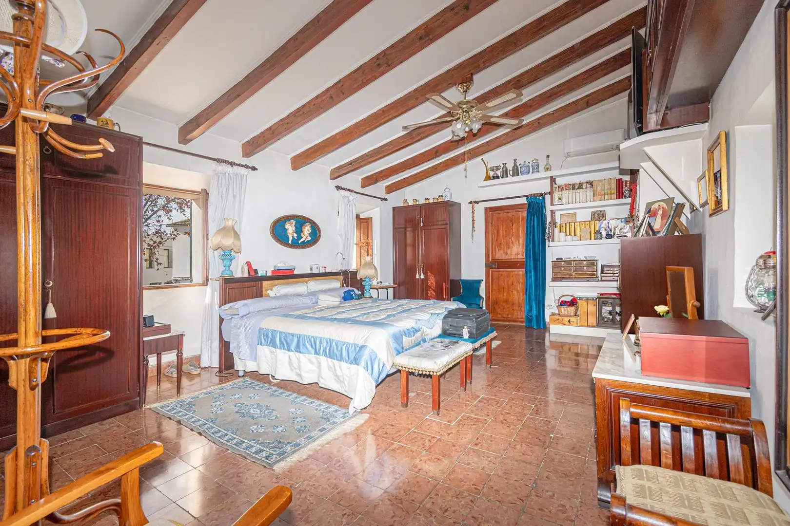 Dormitori de Casa o xalet en venda en  Palma de Mallorca amb Calefacció, Jardí privat i Terrassa