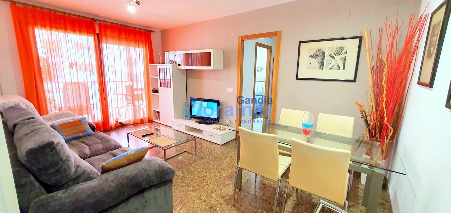 Living room of Apartment to rent in Gandia  with Air Conditioner, Terrace and Furnished