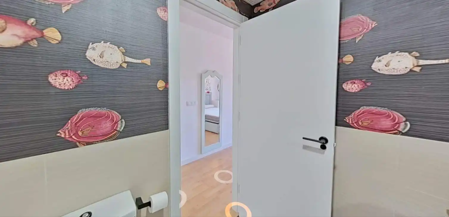 Apartament en venda en León Capital  amb Calefacció, Moblat i Balcó