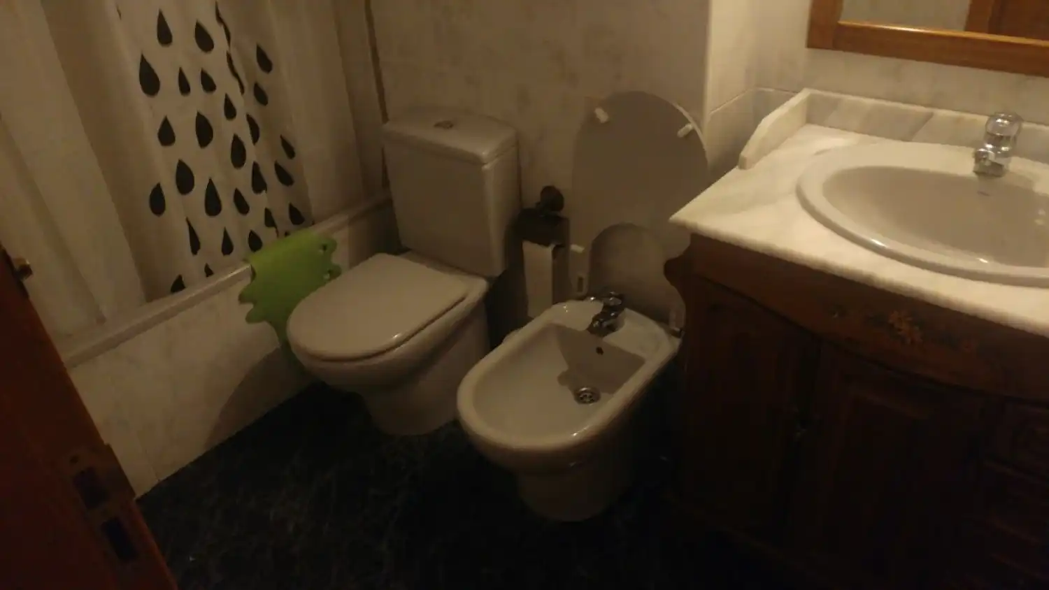 Bathroom of Apartments for rent in Murcia  with Air Conditioner, Heating and Furnished
