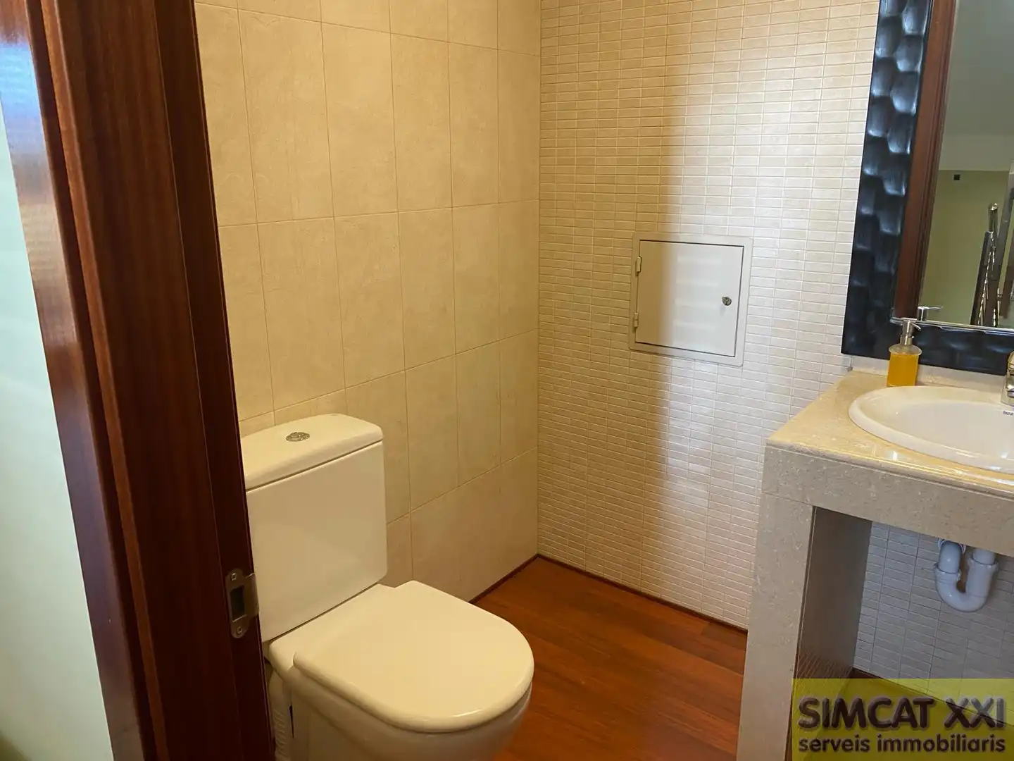 Baño de Casa adosada en venta en Navata con Aire acondicionado, Calefacción y Parquet
