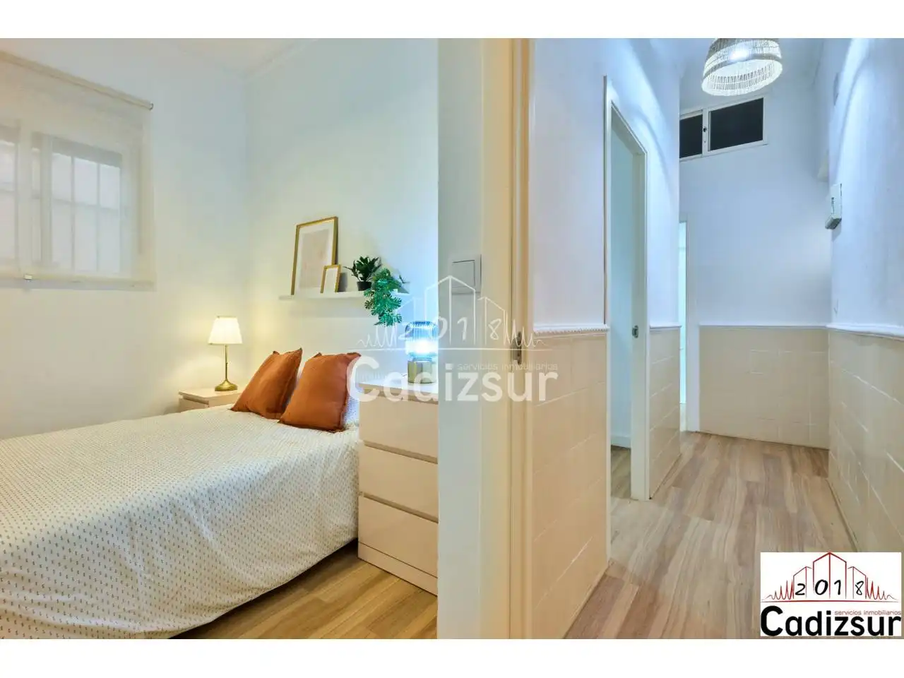 Habitación de Piso en venta en Cádiz con Trastero y Amueblado
