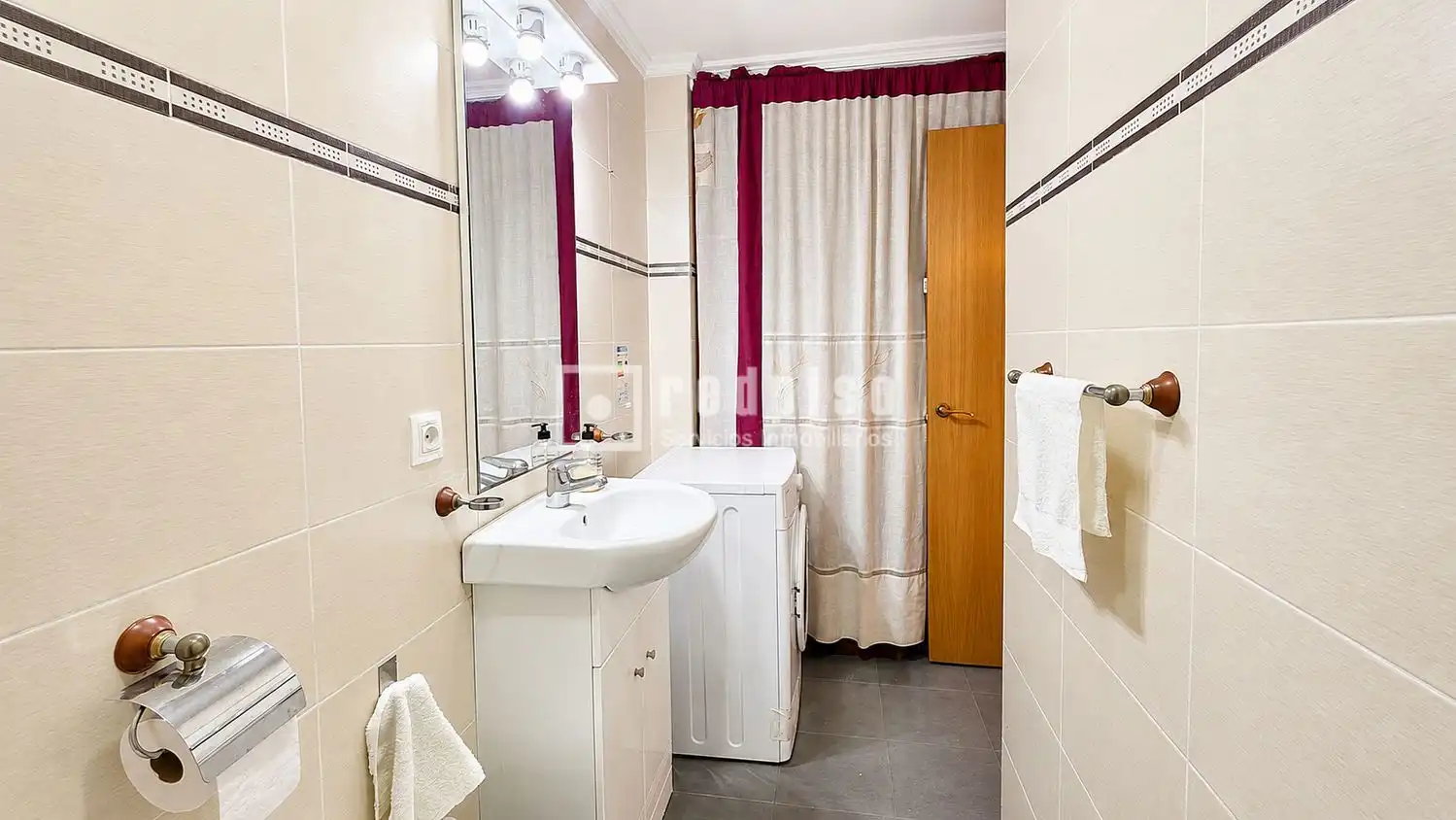 Badezimmer von Wohnung zum Verkauf in Valencia mit Klimaanlage