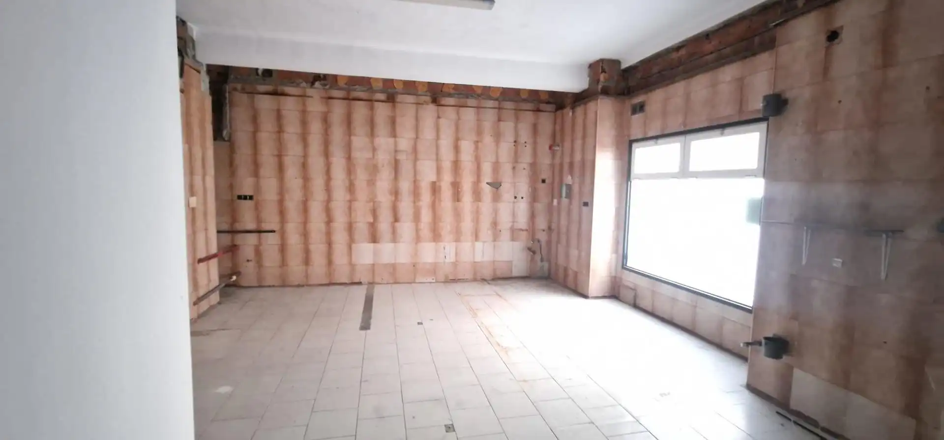 Business premises for sale in Avenida de la Constitución 21, imagen 14